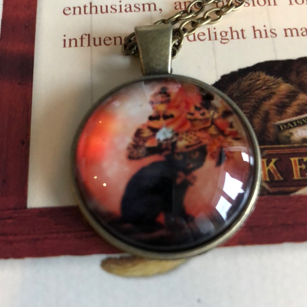 Halloween kitty necklace